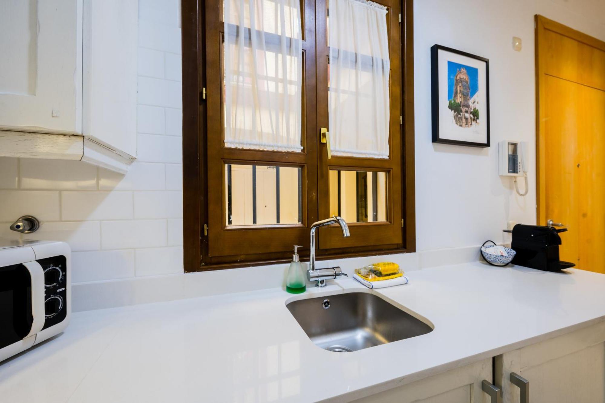 Beautiful And Cozy- 1Bd 1Bth- Arenal Center Lejlighed Sevilla Eksteriør billede