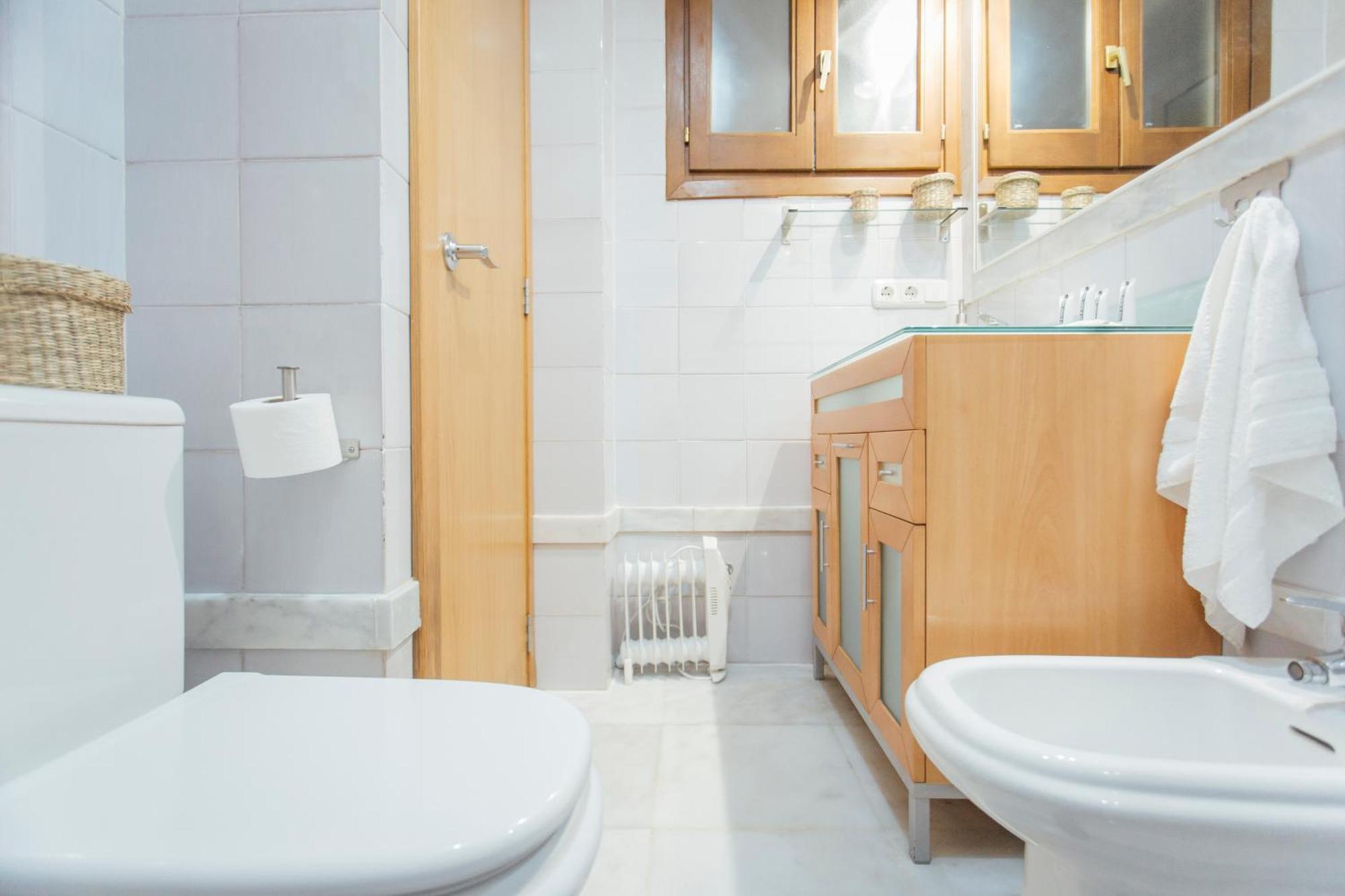 Beautiful And Cozy- 1Bd 1Bth- Arenal Center Lejlighed Sevilla Eksteriør billede